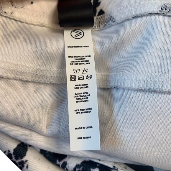 Savvi Fit Khali Leggings Python Print ActiveWear Training Yoga Pants- M- NWT - Picture 9 of 9